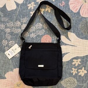 NWT Baggallini Crossbody Purse